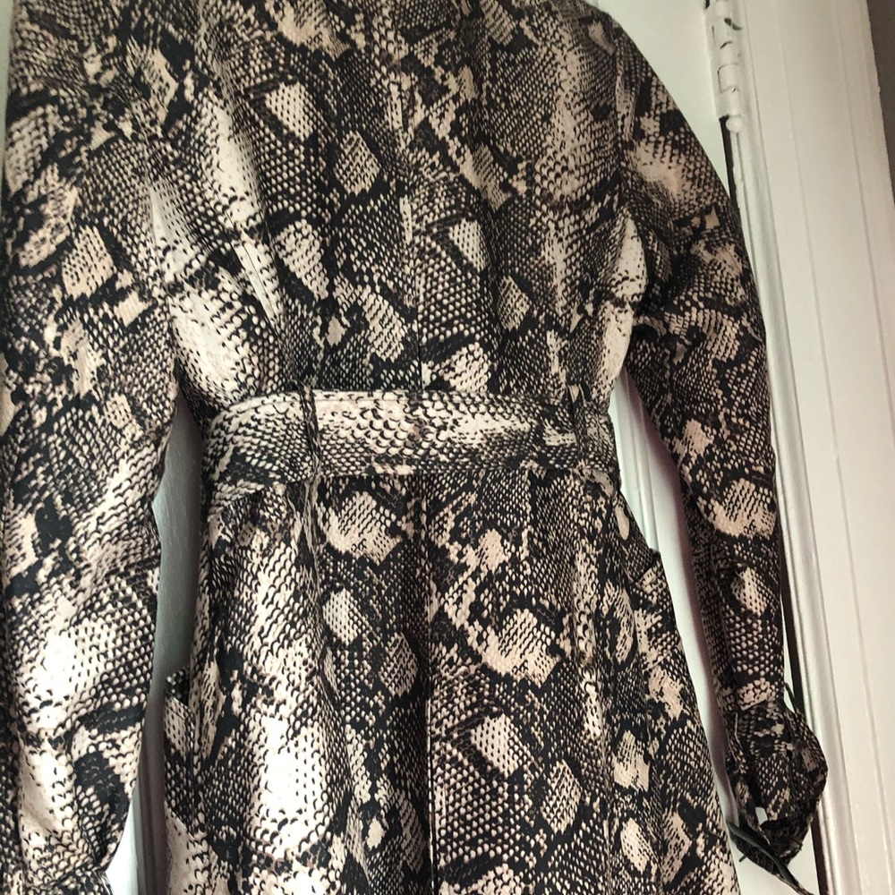 Inc Raincoat. Mint Condition Python Print - image 5